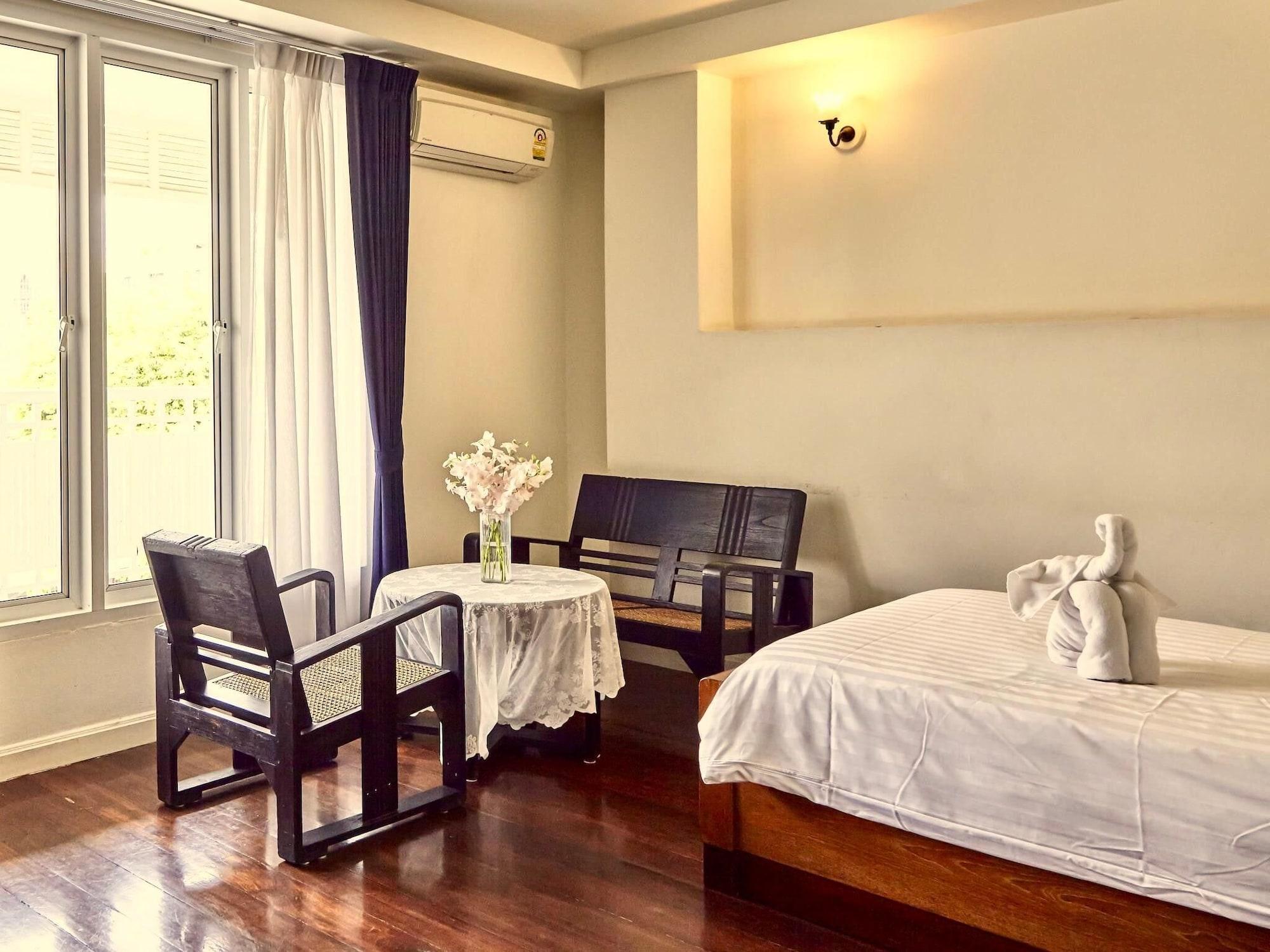 Ssip Boutique Dhevej Bangkok (Adults Only) Hotel Luaran gambar