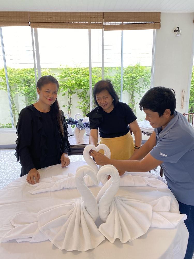 Ssip Boutique Dhevej Bangkok (Adults Only) Hotel Luaran gambar