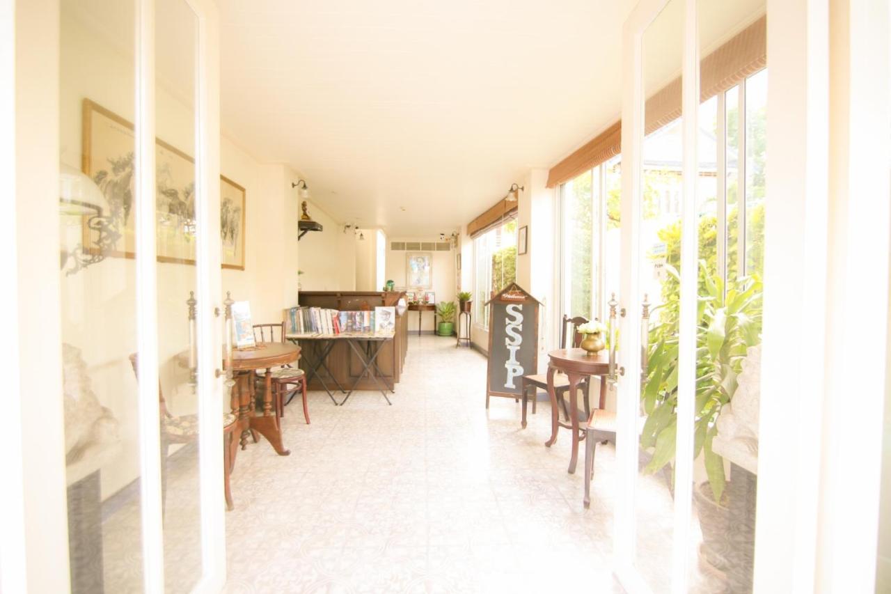 Ssip Boutique Dhevej Bangkok (Adults Only) Hotel Luaran gambar